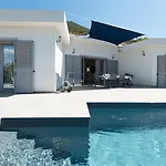 Au Coeur De L'arriere Pays Domaine A Presa Avec Piscine Privee & Chauffee Matra (Corse-du-Sud)