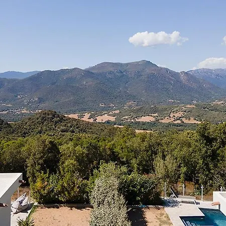 Au Coeur De L'arriere Pays Domaine A Presa Avec Piscine Privee & Chauffee * Matra (Corse-du-Sud)