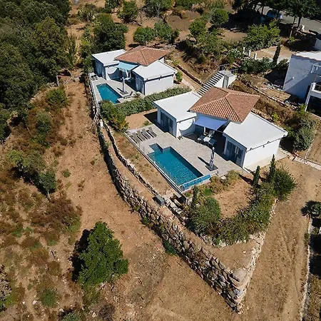 Au Coeur De L'arriere Pays Domaine A Presa Avec Piscine Privee & Chauffee *