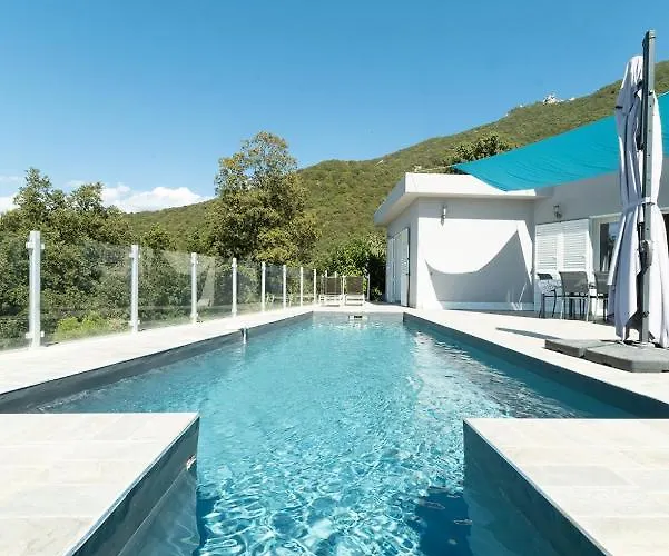 Villa Au Coeur De L'arriere Pays Domaine A Presa Avec Piscine Privee & Chauffee