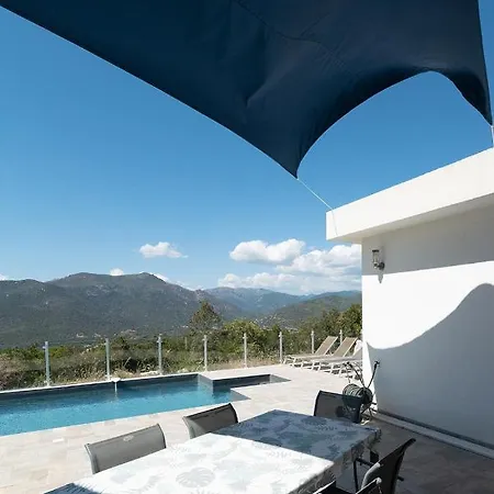 Au Coeur De L'arriere Pays Domaine A Presa Avec Piscine Privee & Chauffee *