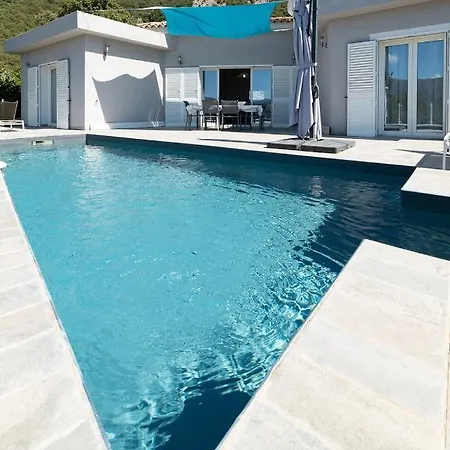 Au Coeur De L'arriere Pays Domaine A Presa Avec Piscine Privee & Chauffee Villa *