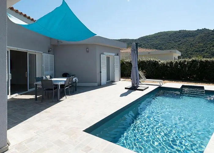 Villa Au Coeur De L'arriere Pays Domaine A Presa Avec Piscine Privee & Chauffee Matra (Corse-du-Sud)