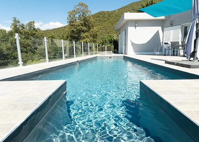 Au Coeur De L'arriere Pays Domaine A Presa Avec Piscine Privee & Chauffee Villa *