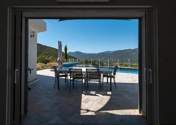 Au Coeur De L'arriere Pays Domaine A Presa Avec Piscine Privee & Chauffee Matra (Corse-du-Sud)