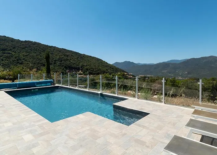 Au Coeur De L'arriere Pays Domaine A Presa Avec Piscine Privee & Chauffee *