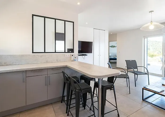 Au Coeur De L'arriere Pays Domaine A Presa Avec Piscine Privee & Chauffee * Matra (Corse-du-Sud)